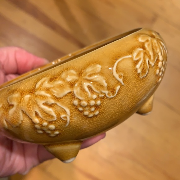 Vintage crackle bowl with wooden apples - Picture 7 of 12